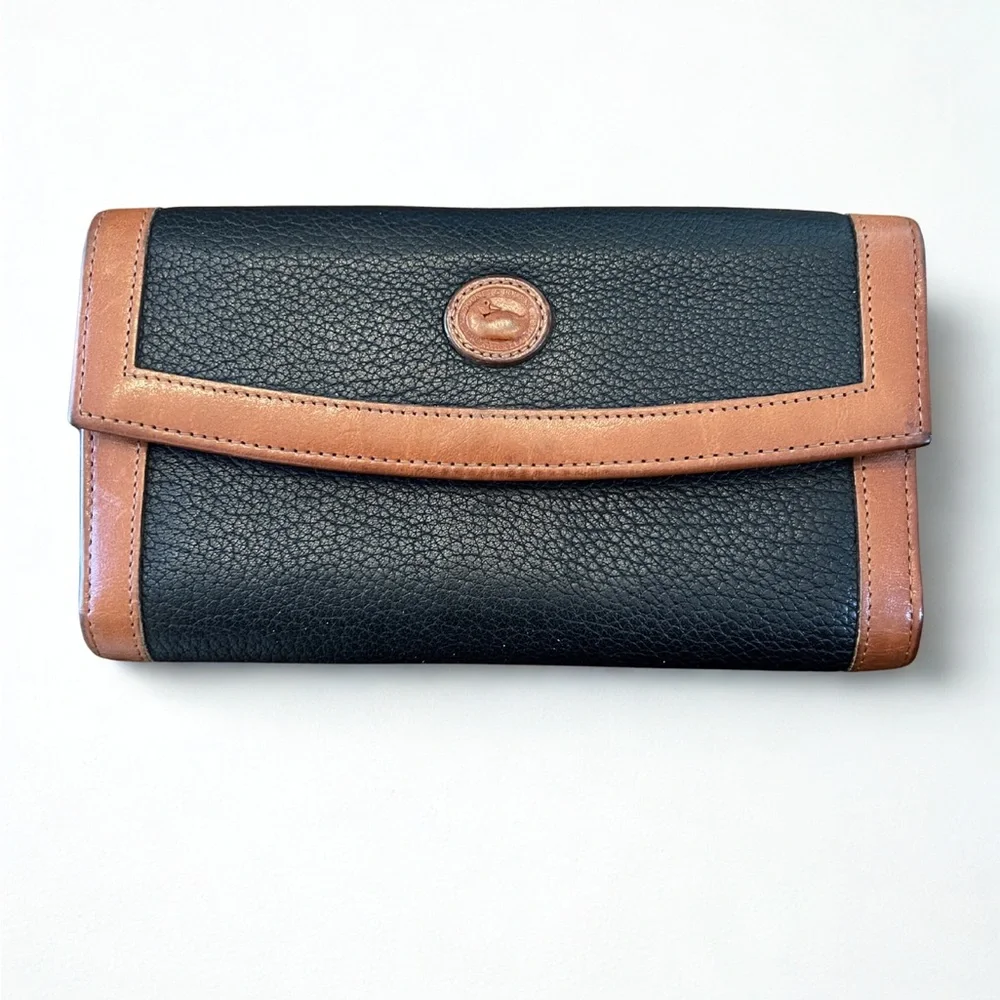 *Vintage* Dooney & Bourke | Dillen Continental Checkbook Wallet